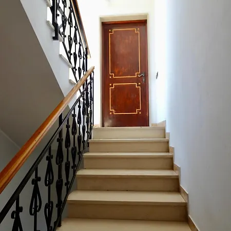 Residential Area Near The Sea And The Mountains Daire *