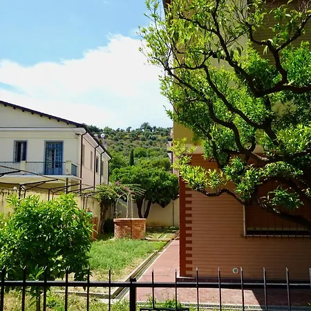 Residential Area Near The Sea And The Mountains Daire *