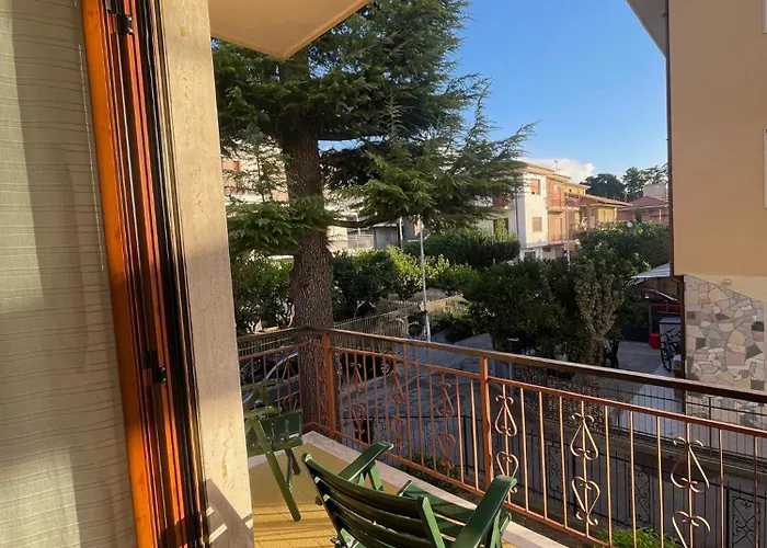 Residential Area Near The Sea And The Mountains 公寓 迪亚诺马里纳